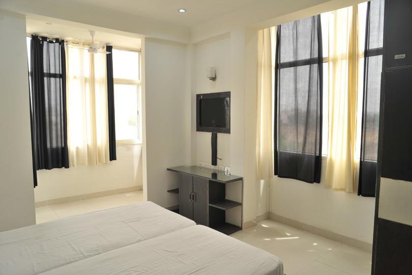 Aura Suites Gurgaon Zewnętrze zdjęcie